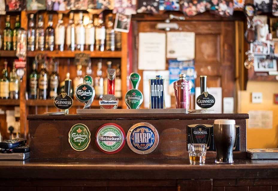 5-Reasons-for-Visiting-an-Irish-Pub