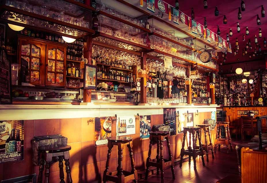 5-Reasons-Why-Irish-Pubs-Are-Special